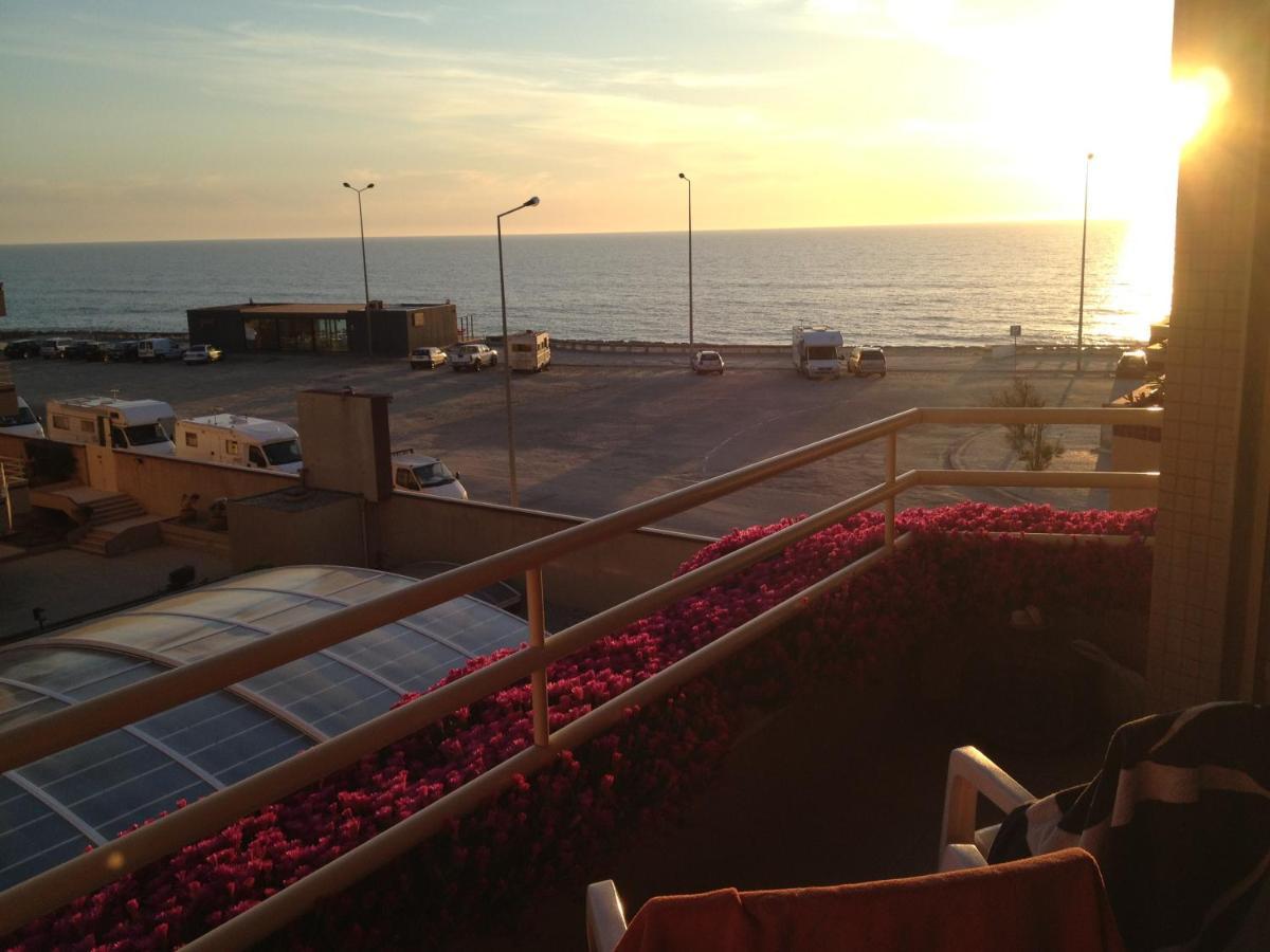 Facing The Sea Apartment Furadouro Exterior photo