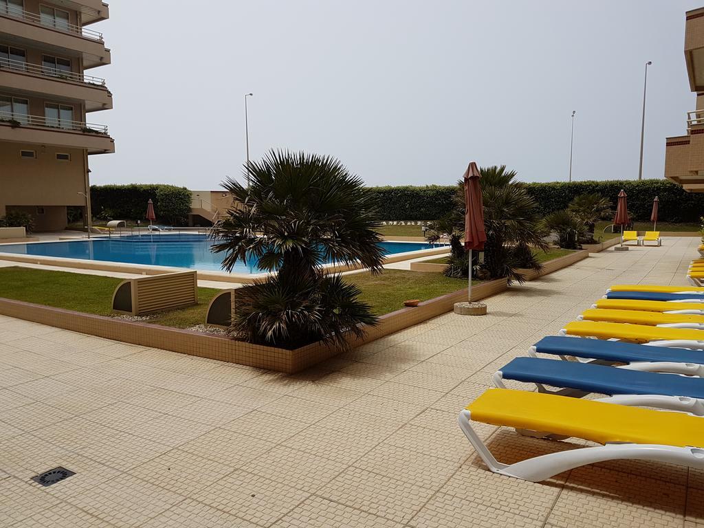 Facing The Sea Apartment Furadouro Exterior photo